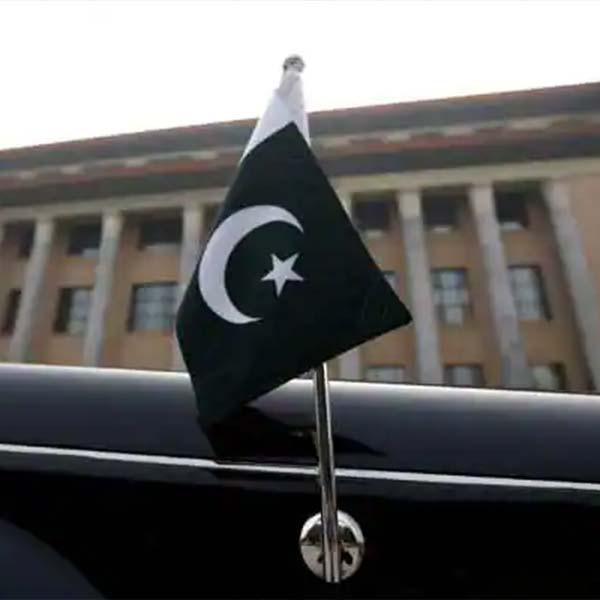 Isfandiyar Ali Khan Pataudi.