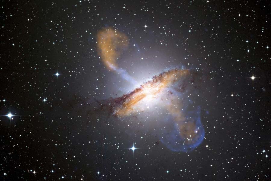 Sun gun was a weapon planned by Nazis to destroy cities during World War 2.