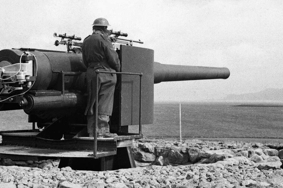 Sun gun was a weapon planned by Nazis to destroy cities during World War 2.