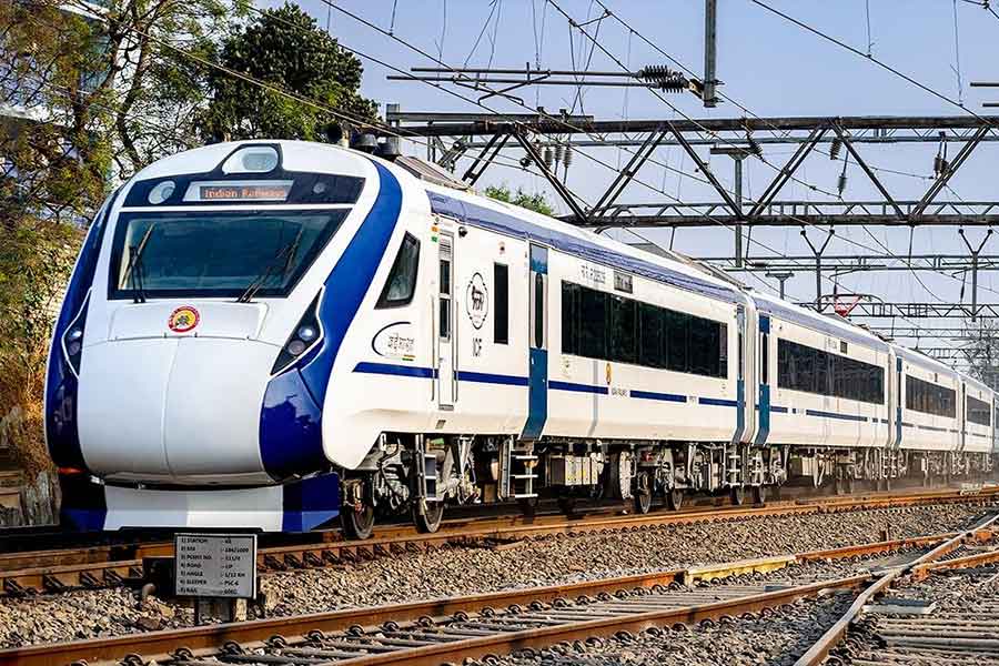 An image of Vande Bharat Express Train