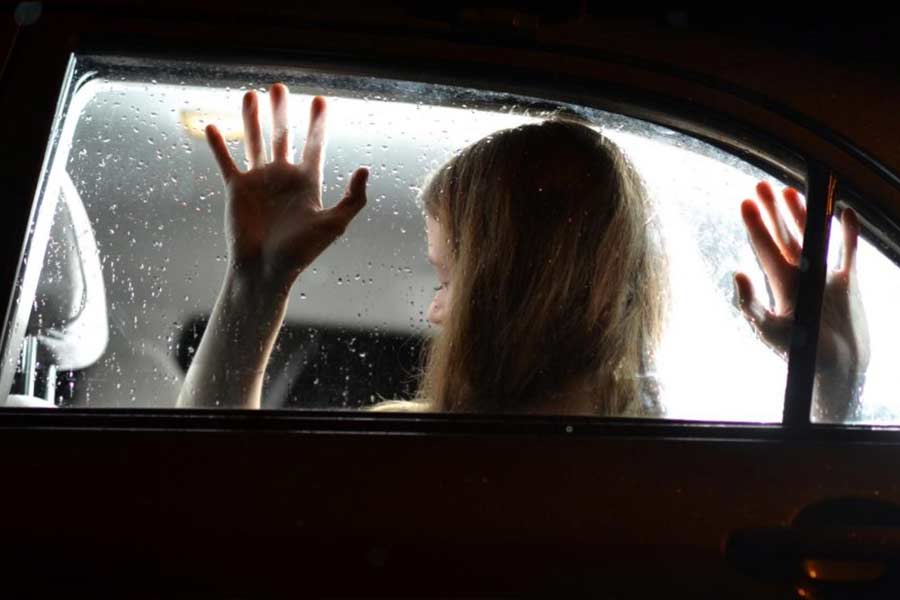 Representational picture of American girl