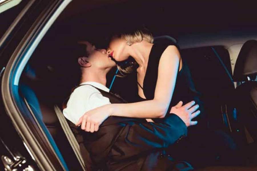 Representational picture of American couple