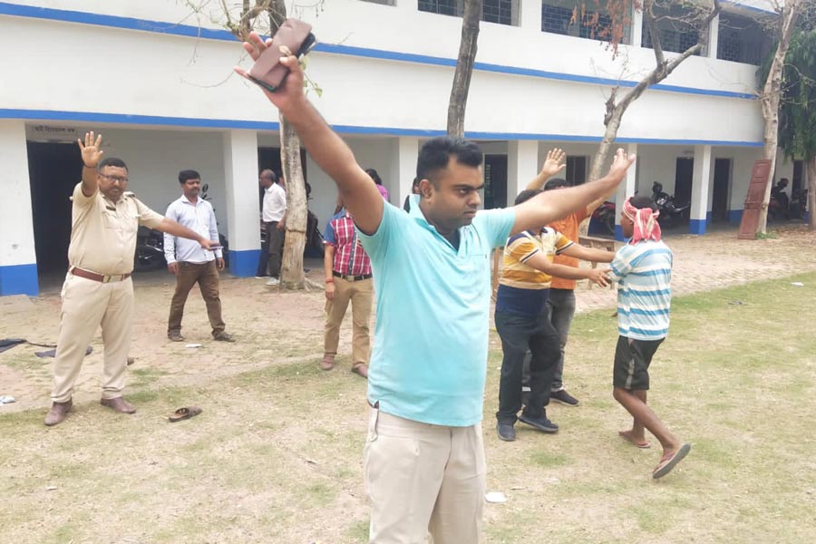 An image of Ajahruddin Khan