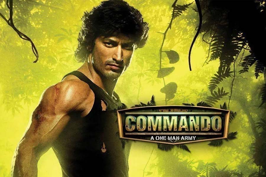 ২০১৩ সালে ‘কম্যান্ডো: অ্যা ওয়ান ম্যান আর্মি’ ছবির মাধ্যমে ‘কম্যান্ডো’ ফিল্ম সিরিজ়ের যাত্রাশুরু করেন বিদ্যুৎ জামাল। তার পর থেকে অ্যাকশন ঘরানার এই ছবিগুলি দর্শকের মন জিতে নেয়। 