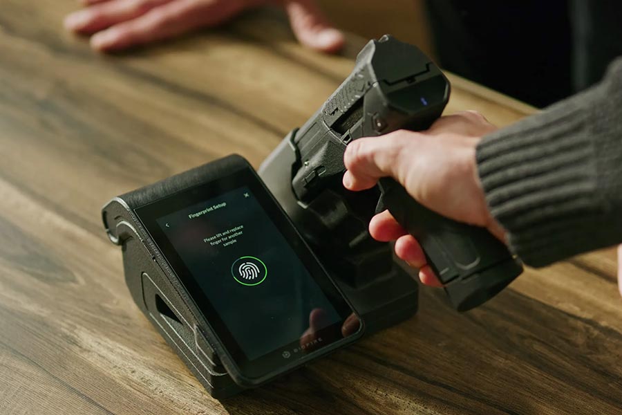 World’s first smart gun has fingerprint technology to decrease the crime rate and misuse