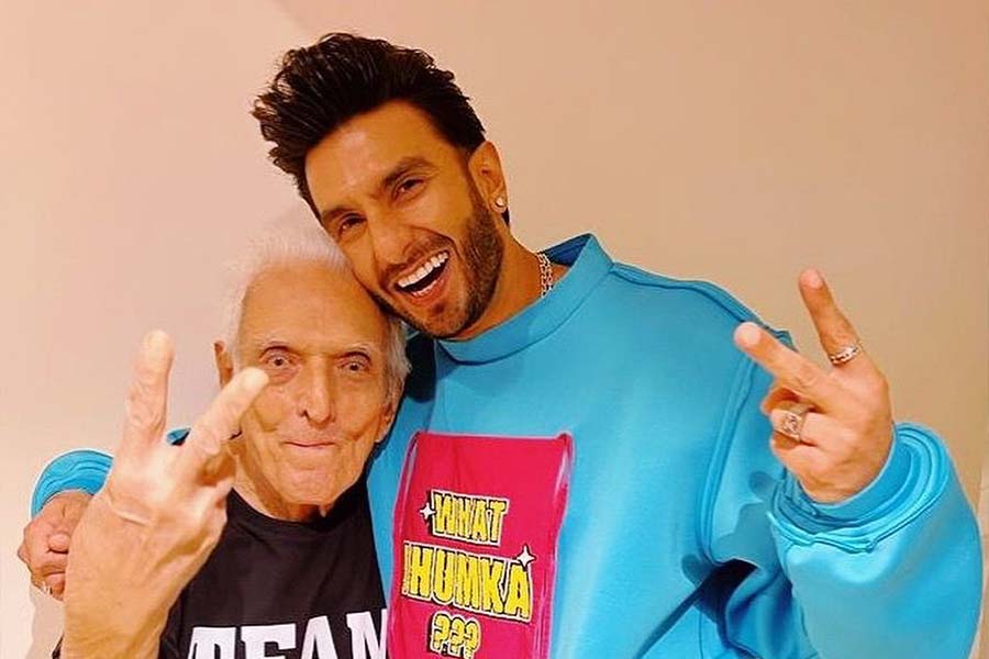 Ranveer Singh with his Grandfather.