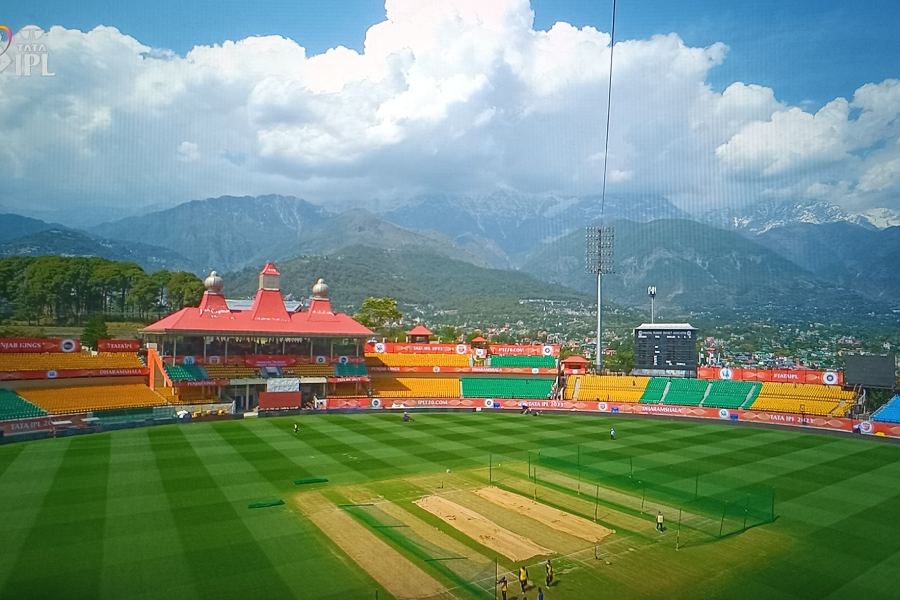 picture of Dharamsala stadium