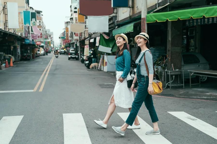 Why thousands of Taiwanese women are freezing eggs 