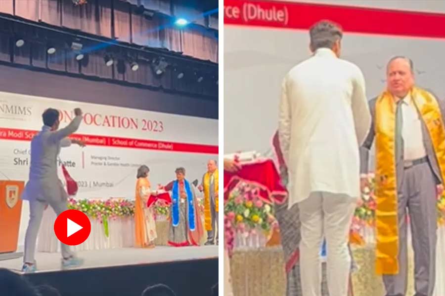Mumbai student dances during graduation ceremony something unexpected happens after that d