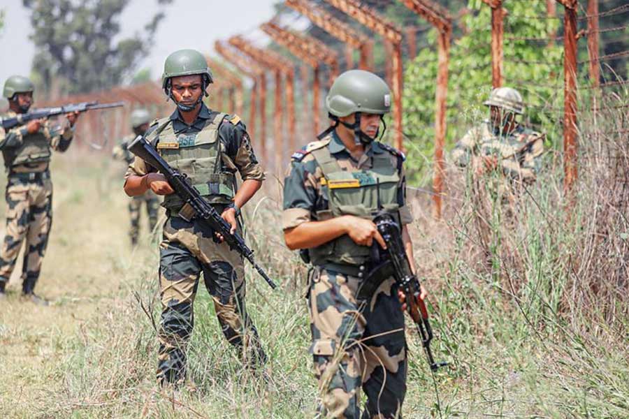 One allegedly cattle smuggler died by firing of BSF at Cooch Behar