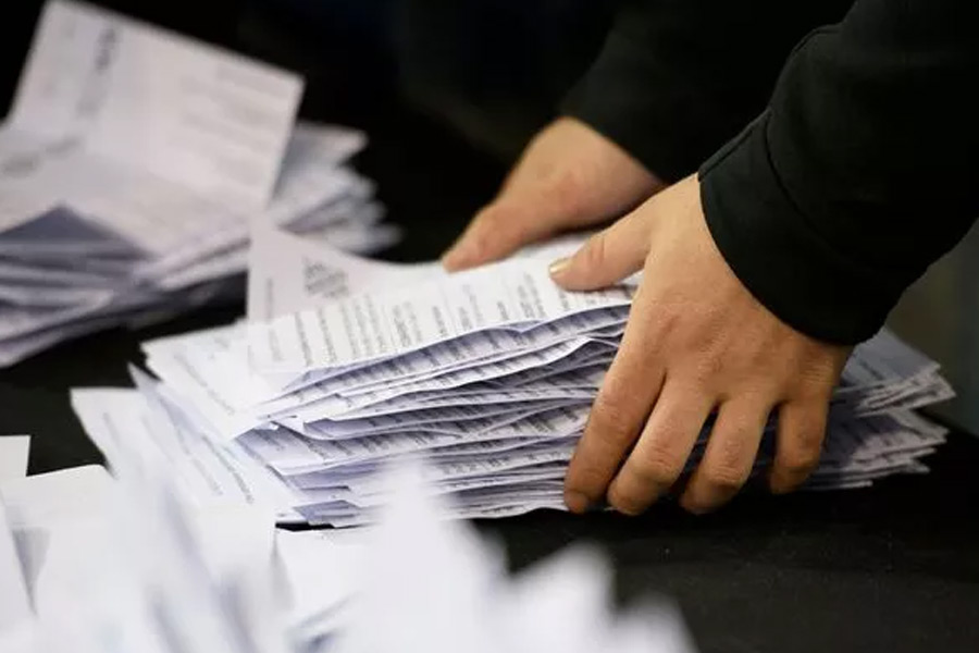 রাজনীতির পণ্ডিতদের মতে, ব্রাসেলস-হ্যাল-ভিলভোর্দে নির্বাচনী জেলার প্রার্থী মারিয়ার জেতার কোনও আশাই ছিল না। তবে ভোটগণনার ফলাফল প্রকাশ্যে আসতে হতবাক হয়ে যান তাঁরা।