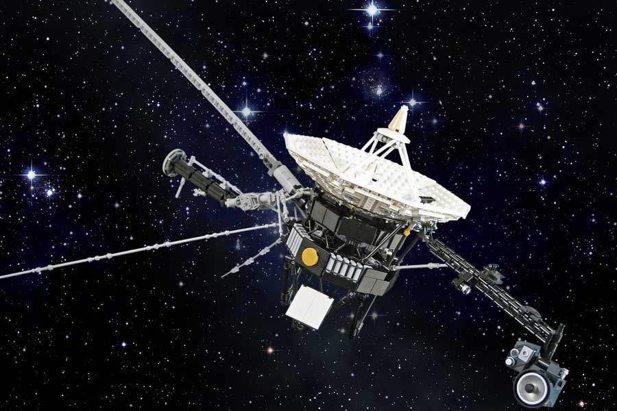 Lost spacecraft of NASA 46 year old Voyager-2 was found in space unexpectedly.