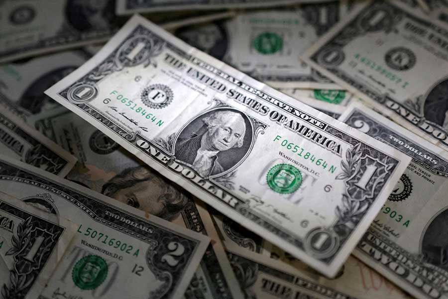 The US is set to face recession as debt is rising in the country.