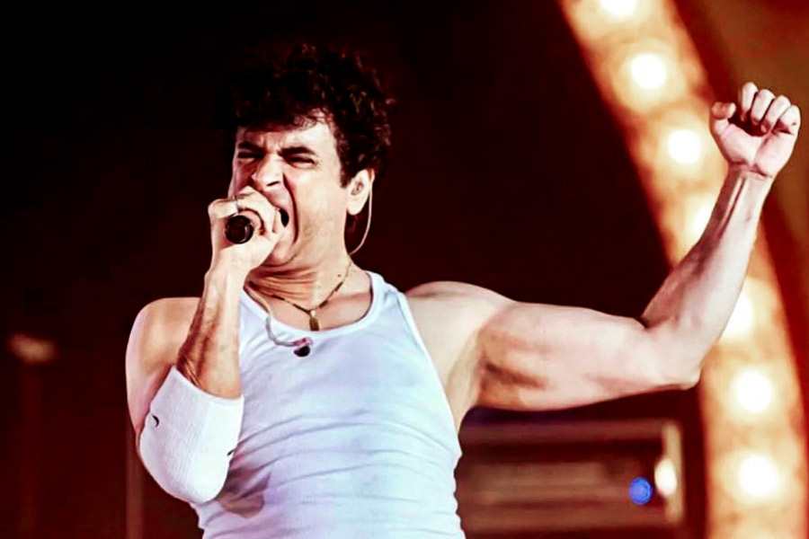 Indian singer Palash Sen, founder of the famous pop band Euphoria, what is he doing now dgtl