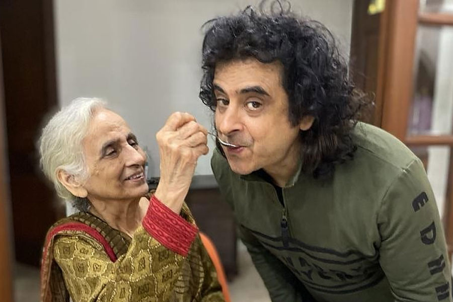 Indian singer Palash Sen, founder of the famous pop band Euphoria, what is he doing now dgtl