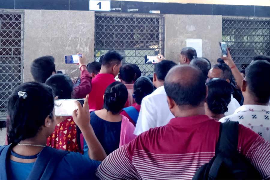 Complain of negligence against an worker of Gopalnagar Station