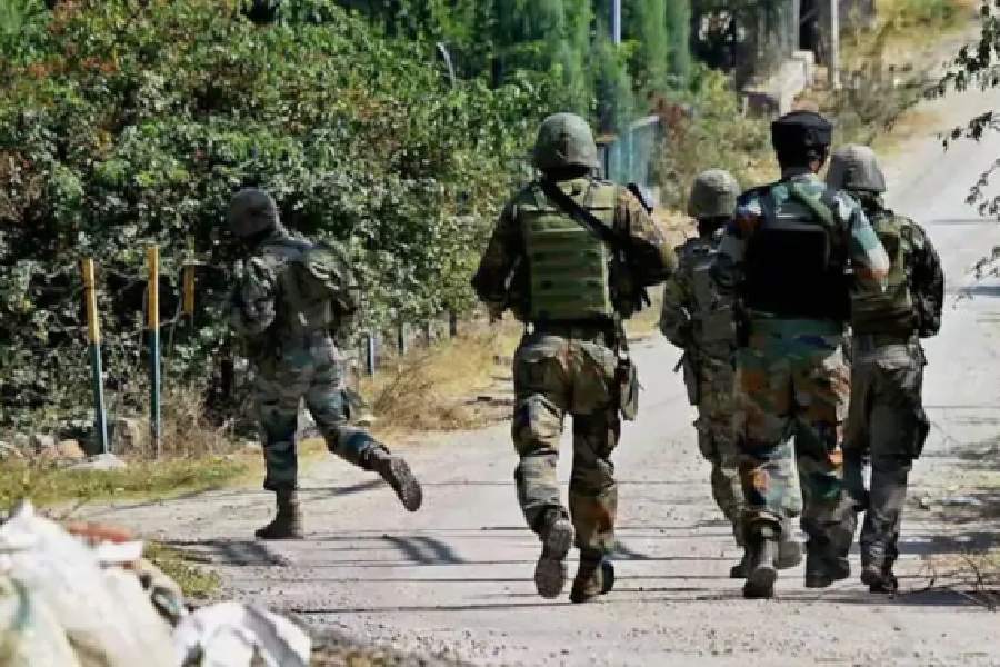 Terrorist killed in Rajouri encounter, special forces brought in as operation on