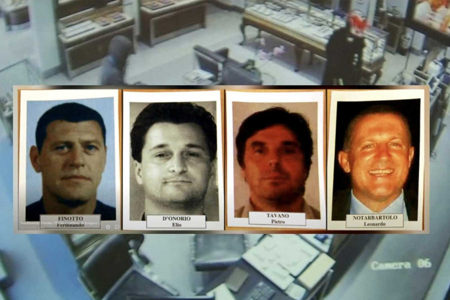 ওই ডায়মন্ড সেন্টারে কাজ করার জন্য সেই দরজার কথা জানতেন লিয়োনার্দো বলে মনে করে পুলিশ। চুরির পর সেই দরজা দিয়েই পালিয়ে গিয়েছিলেন তিনি এবং তাঁর সঙ্গীরা।