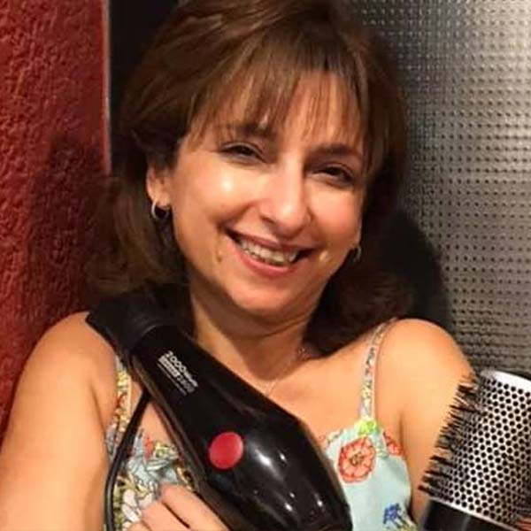 রাজশ্রী প্রোডাকশনস ‘ম্যায়নে প্যার কিয়া’ ছবির প্রযোজনার দায়িত্বে ছিল। পরভিন জানান, ‘‘রাজশ্রী প্রোডাকশনস কখনও তারকাদের হতাশ করে না। সঠিক সময়ে তারকাদের বাড়িতে চেক পাঠিয়ে দেওয়া হয়।’’