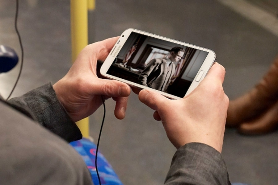 Famous Indian YouTubers and how they started their journey