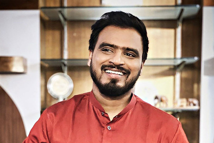 Famous Indian YouTubers and how they started their journey