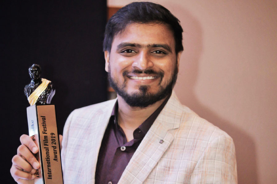 Famous Indian YouTubers and how they started their journey