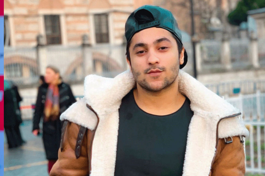 Famous Indian YouTubers and how they started their journey