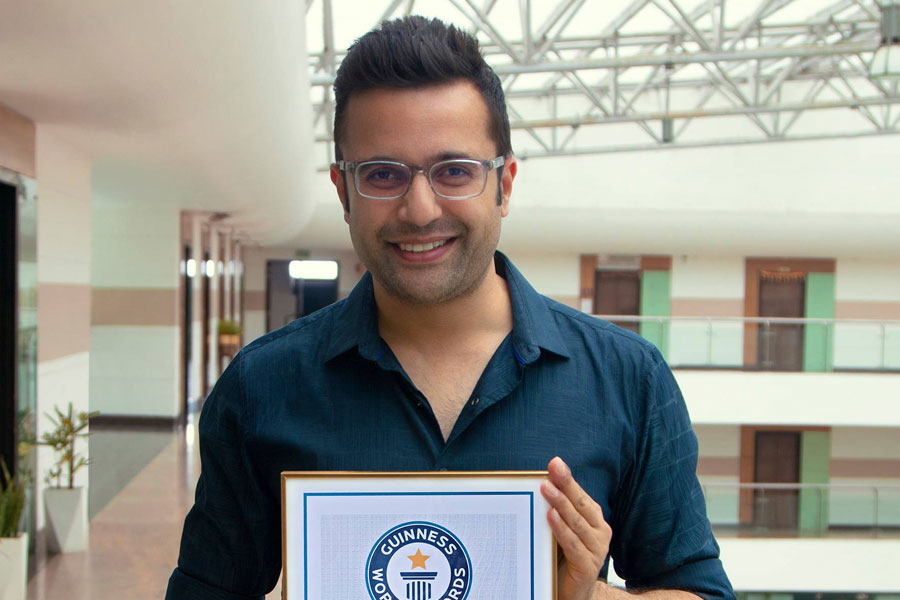 Famous Indian YouTubers and how they started their journey