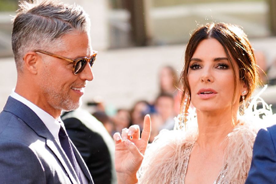 ব্রায়ান র‌্যান্ডাল ও সান্দ্রা বুলক।