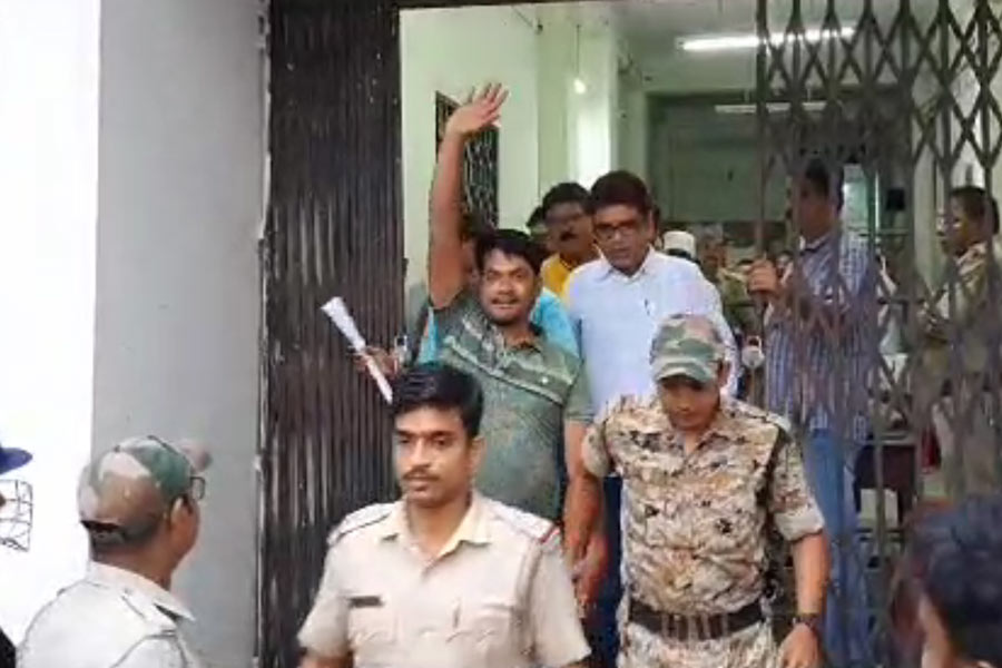 Three allegedly kidnapped congress and rsp panchayat candidate of Murshidabad recovered by police