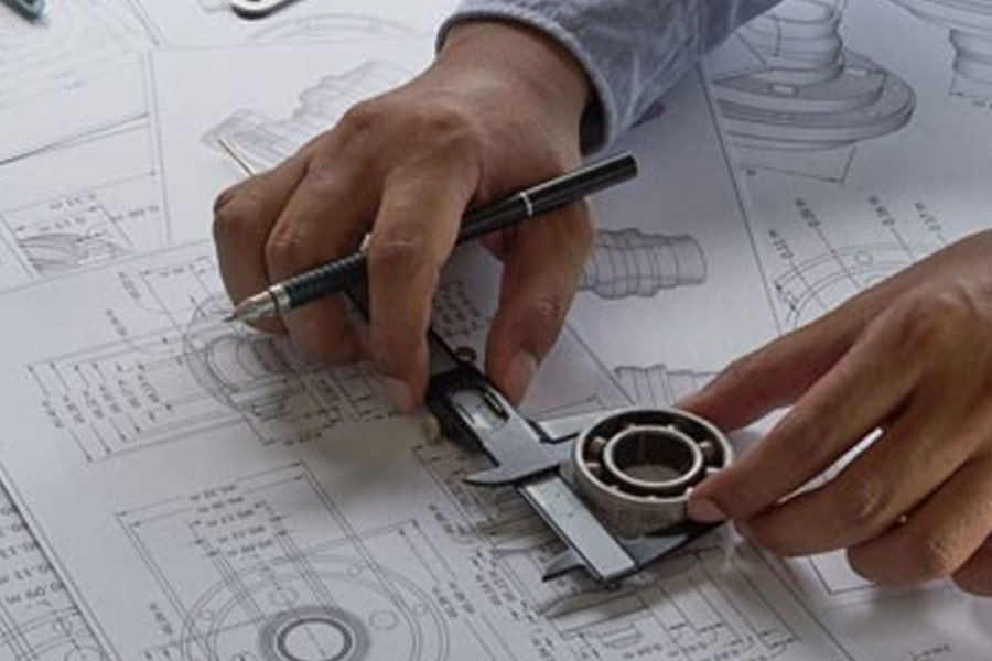 তাই চাকরি ছেড়ে দুধ, ঘি, গোবর বিক্রির সিদ্ধান্ত নেন জয়গুরু। বর্তমানে মাসপিছু ১০ লক্ষ টাকা আয় করেন তিনি।