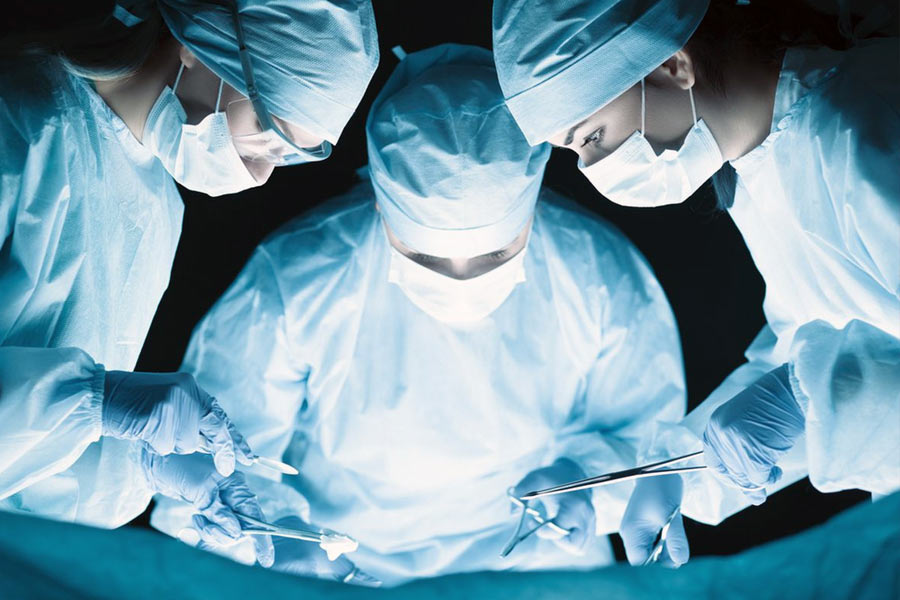 এর আগে যাঁদের ট্রিপল হার্ট বাইপাস সার্জারি হয়েছিল, অস্ত্রোপচারের পর তাঁদের জীবনকালের দিকেও নজর রাখা হয়। এই কঠিন অস্ত্রোপচারের পর রোগীরা কত দিন বেঁচে থাকেন সারা বিশ্ব জুড়ে সেই তথ্য সংগ্রহ করা হয়।