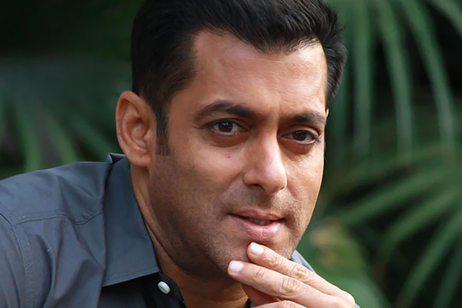 Bollywood actor Salman Khan refused to work with Sunny Deol, Akshay Kumar and other bollywood stars on a multi-starrer movie