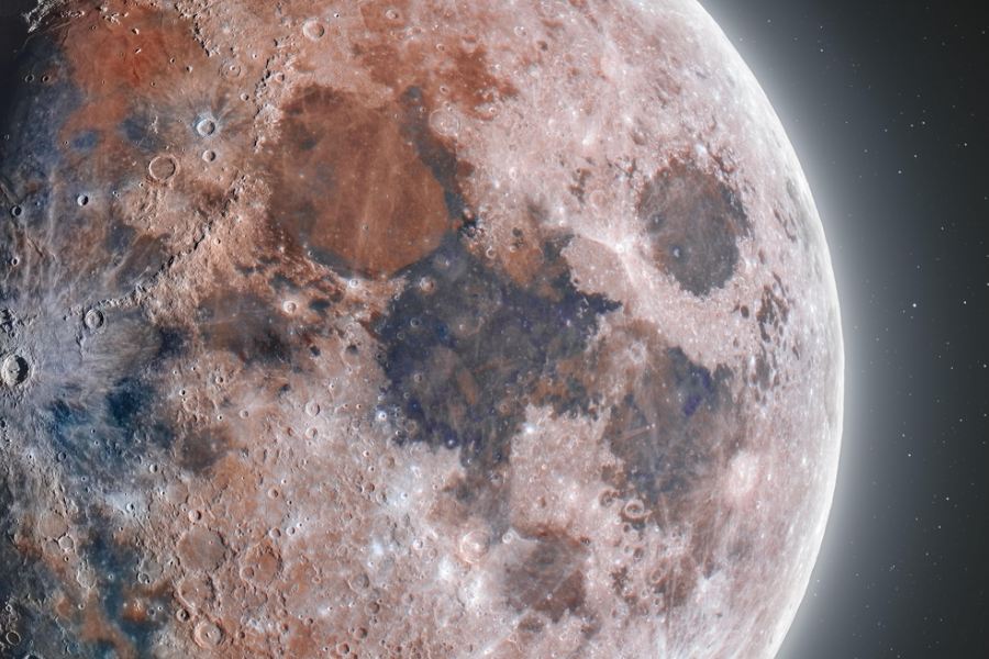 Scientists develops energy source to live in the Moon.