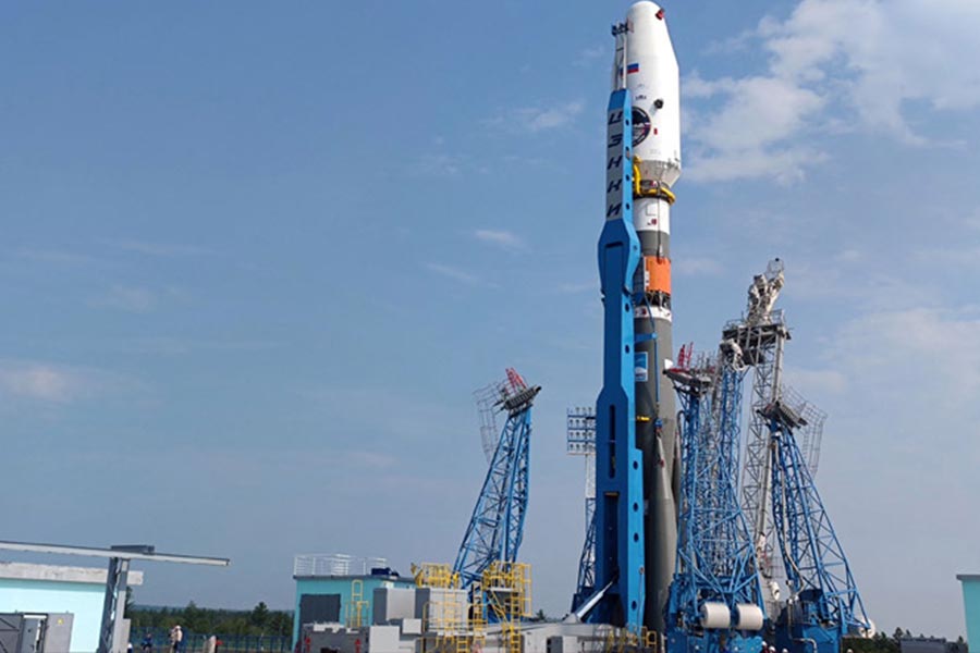 Russian Lander Luna-25 will race with India’s Chandrayaan-3.