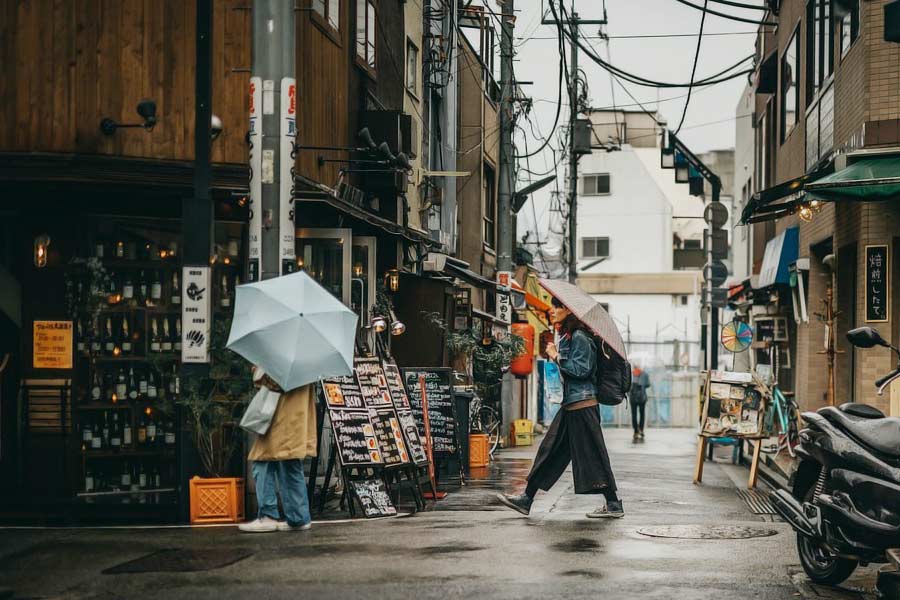 40 percent of Japanese women may never become mother, but why it may happen