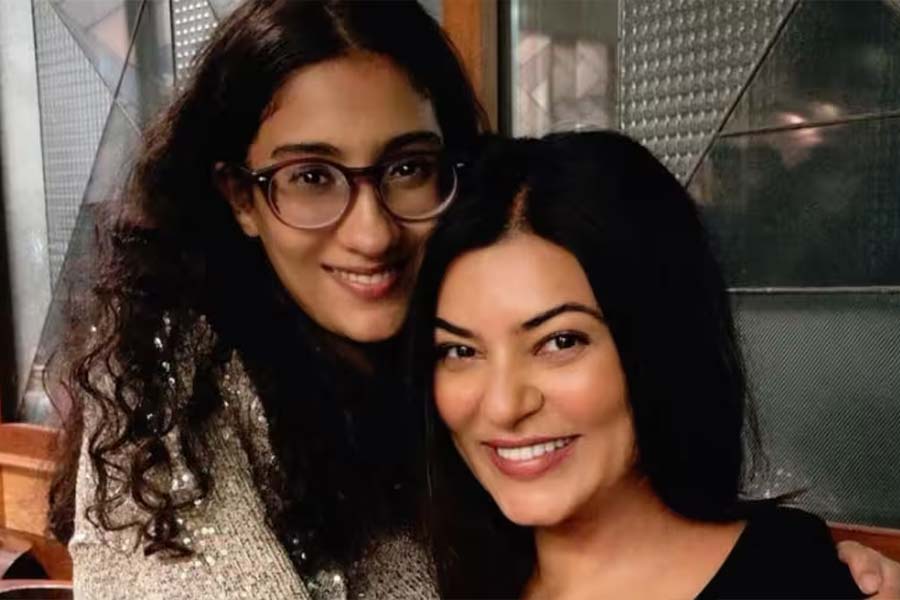 Sushmita Sen is a proud mom as daughter Renee lends voice for Taali song