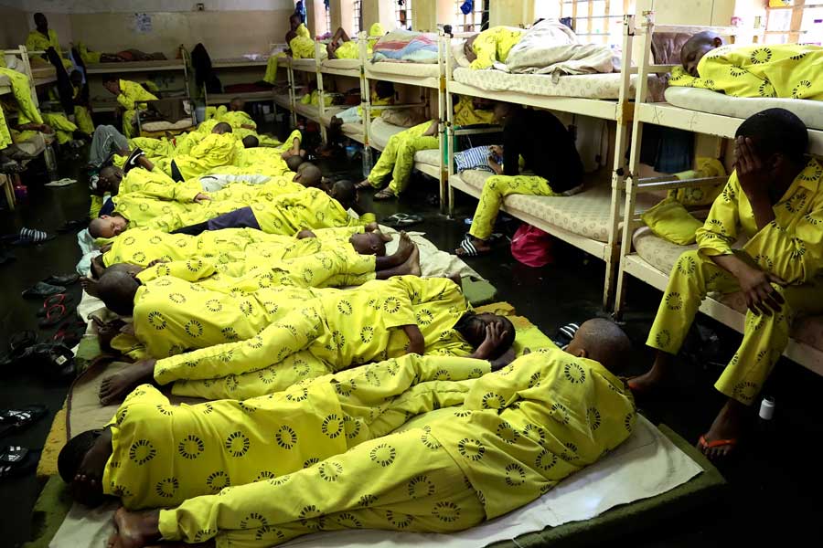 Prisoner shared his experience about how he stabbed a prison guard to survive in prison