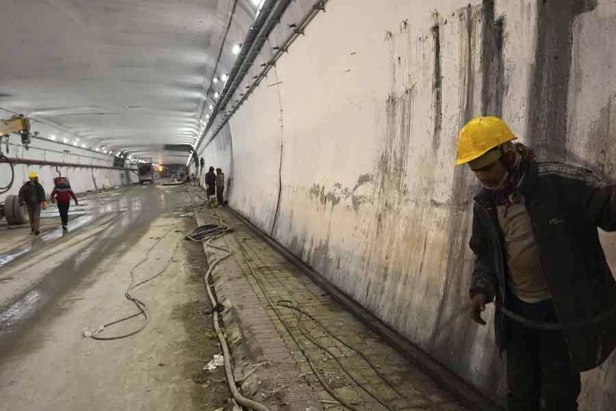 India to build 7 new tunnels along Line of Actual Control between India and China 