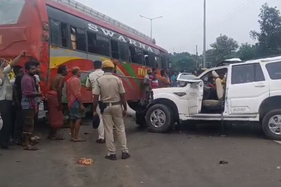 Many died by an accident at Habibpur of Nadia
