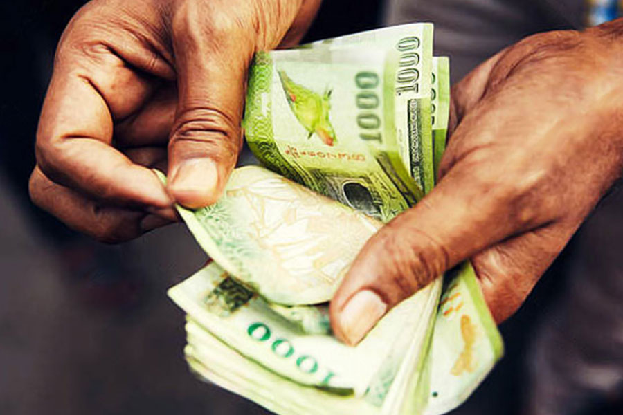 শ্রীলঙ্কার কয়েকটি অংশে চলতি বছরে খরার পরিস্থিতি তৈরি হয়েছে। ফলে ধান চাষের ক্ষতি হয়েছে। এ ছাড়া, জলের উপর ৫০ শতাংশ কর চাপানোর সিদ্ধান্ত নিয়েছে শ্রীলঙ্কা সরকার। এই বিষয়গুলি অর্থনীতির উপর নেতিবাচক প্রভাব ফেলতে পারে।