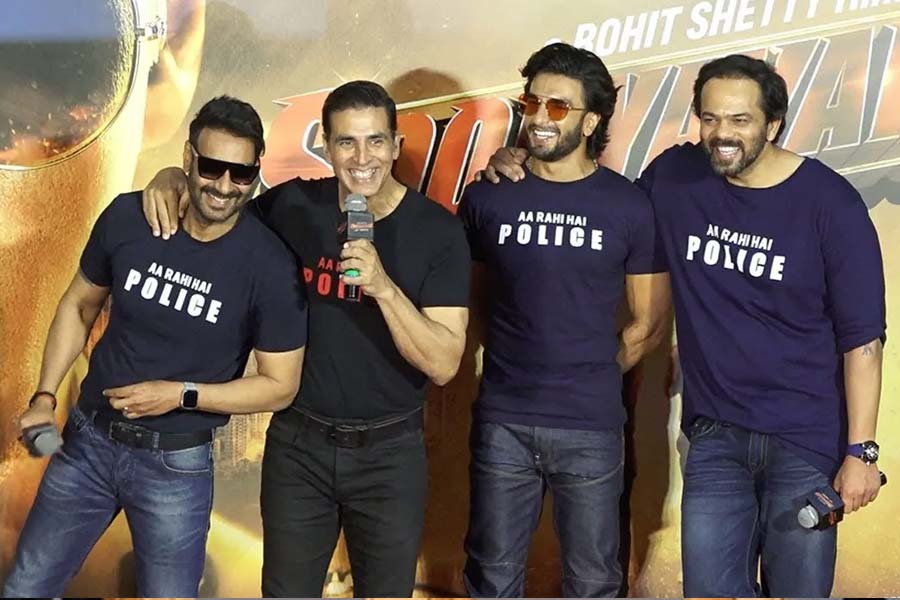 Neither Shah Rukh Khan nor Salman Khan, Ambani brothers support another bollywood star 