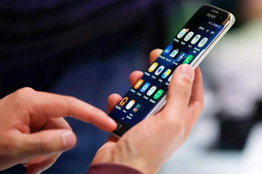 দক্ষিণ আফ্রিকায় ঘুরতে গিয়ে রেডিয়োয় রাগবি খেলার টিকিট বুকিংয়ের প্রচার শুনছিলেন আশিস। তা শুনে তিনি ভাবেন সিনেমার টিকিট যদি অনলাইনে কাটা হয় তা হলে ক্রেতারা অনেক সুবিধা ভোগ করতে পারবেন। এই পরিকল্পনা নিয়ে এগিয়ে যাওয়ার সিদ্ধান্ত নেন আশিস।