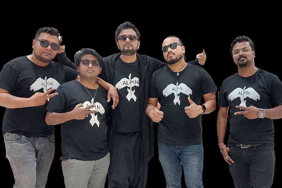 Bangalore based Bengali band Alpin is all set to release their first EP on Independence Day