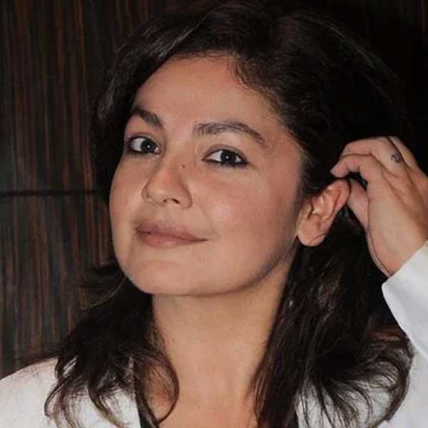 Pooja Bhatt 