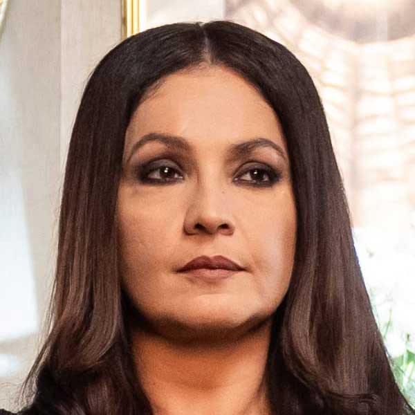 Pooja Bhatt 