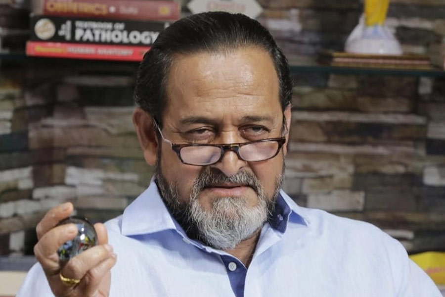 Mahesh Vaman Manjrekar