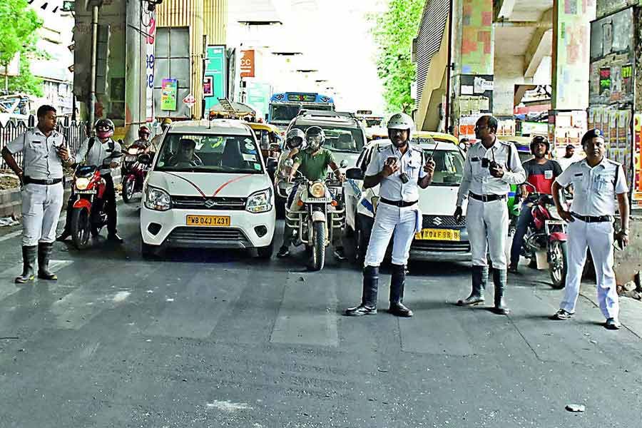 An image of Kolkata Traffic Police