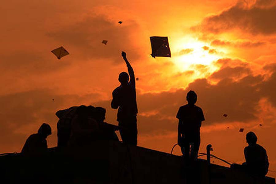 On Independence Day why do people of North India fly kites