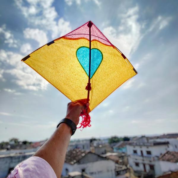 On Independence Day why do people of North India fly kites
